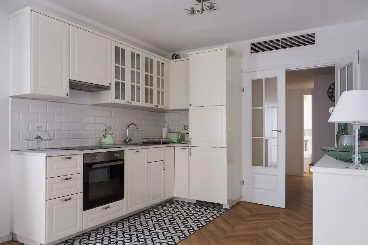 La Boutique Verte Warsaw Apartment